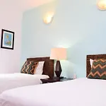 Villa Familiar En Exclusivo Condominio Playacar